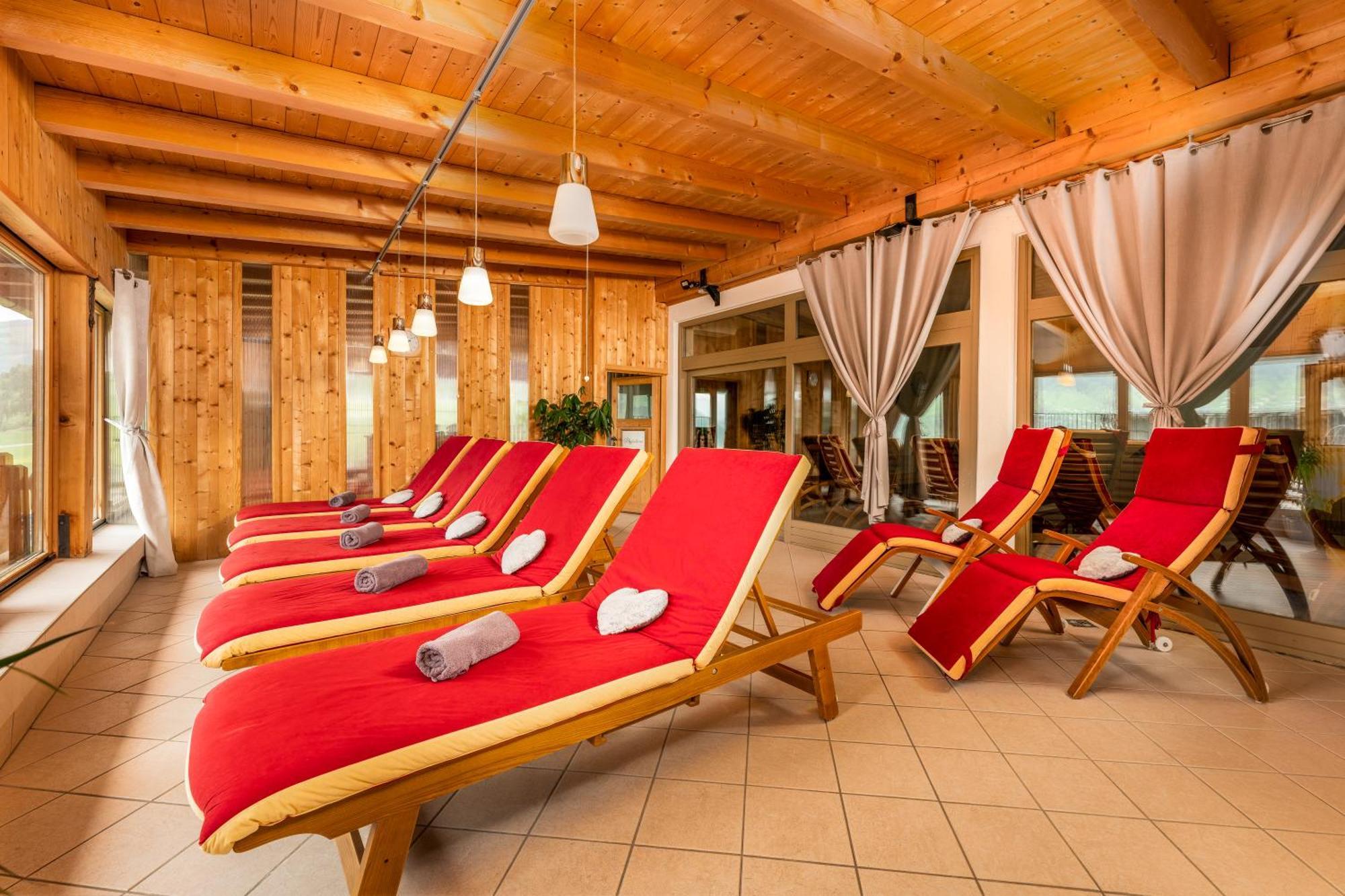 היינצנברג Alpen Wohlfuehlhotel Doerflwirt מראה חיצוני תמונה