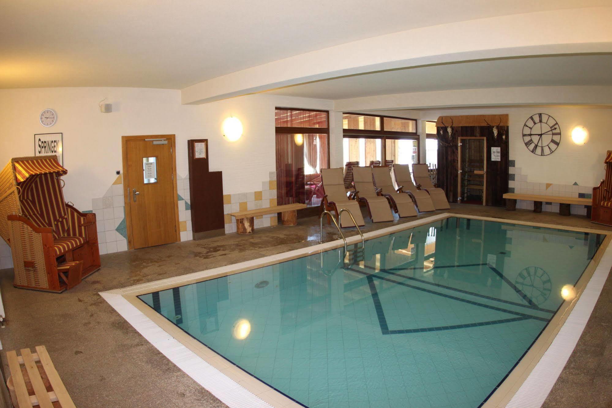 היינצנברג Alpen Wohlfuehlhotel Doerflwirt מראה חיצוני תמונה