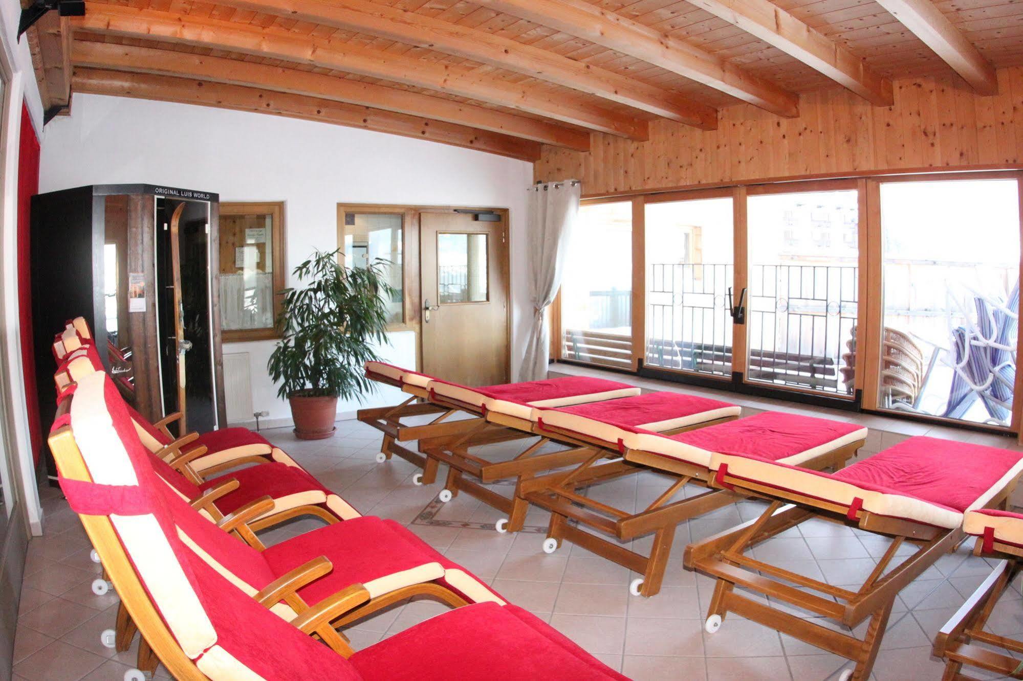 היינצנברג Alpen Wohlfuehlhotel Doerflwirt מראה חיצוני תמונה